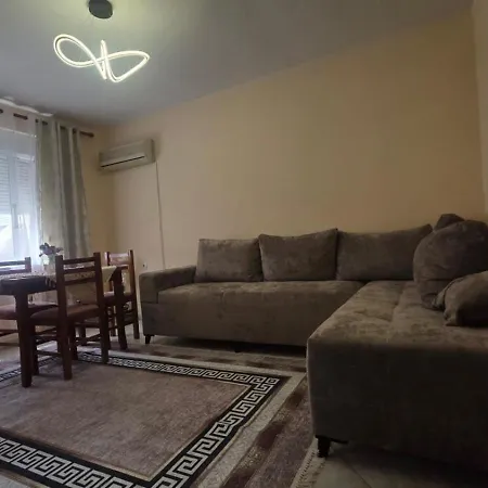 Apartman Kardhashi